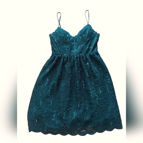 🛍️ Beautiful Emerald Green Sparkly Blingy Tank Knee Length Formal Prom Dress - Picture 1 of 5